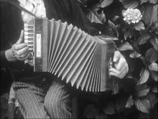 Mathurin Le Gallic à l'accordéon  la vignette
