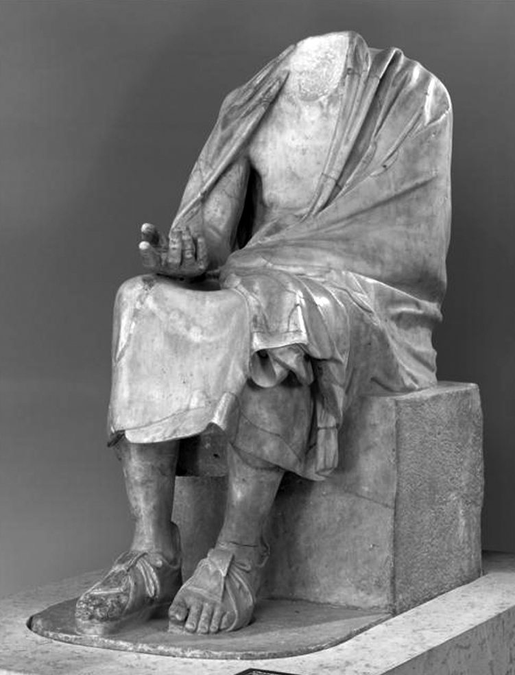 Figure 12a - Statue acéphale représentant
              Chrysippe (?)