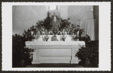 B.4.2.01.1.1.002. Église Saint-Bohaire, statue de Saint Blaise sur l'autel de la chapelle latérale nord la vignette