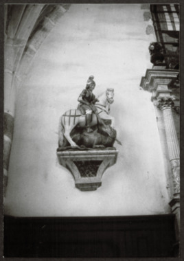 J.2.2.01.1.003. Statue de Saint Georges dans le choeur à gauche du retable (French) thumbnail