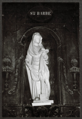 C.3.2.49.1.1.002. Église Saint Maur, statue de Sainte Barbe (partie droite du retable) la vignette