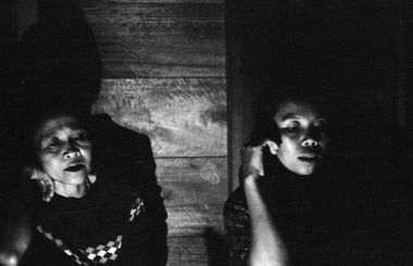 Marakka singers, Buntao’, 1993., Chanteuses de marakka, Buntao', 1993. (French), Penyanyi marakka, Buntao’, 1993. (Indonesian) thumbnail