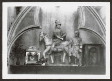 B.4.2.13.1.1.002. Collégiale Saint-Martin, statue de la Charité Saint-Martin la vignette