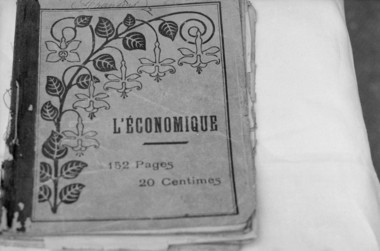 Couverture du cahier de chansons de Mme Hélène Malgras. la vignette