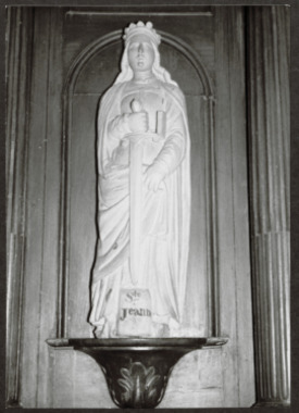 C.3.2.20.1.1.009. Église Saint-Pierre, statue de Sainte Jeanne la vignette