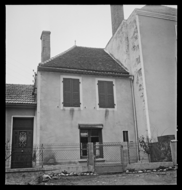 Maison de Gilbert Nigoud à Jenzat (French) thumbnail