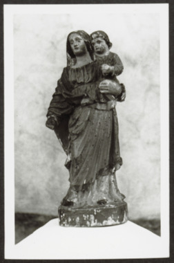 Statue de madone du XVe siècle (French) thumbnail