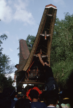 En route, Tapparan, 1993., On the way to the grave, Tapparan 1993. (anglais), Arak-arakan ke makam, Tapparan, 1993. (indonésien) la vignette